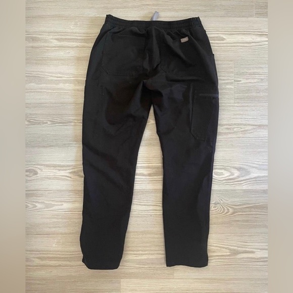 YOLA Black FIGS scrub pants - Picture 2 of 7